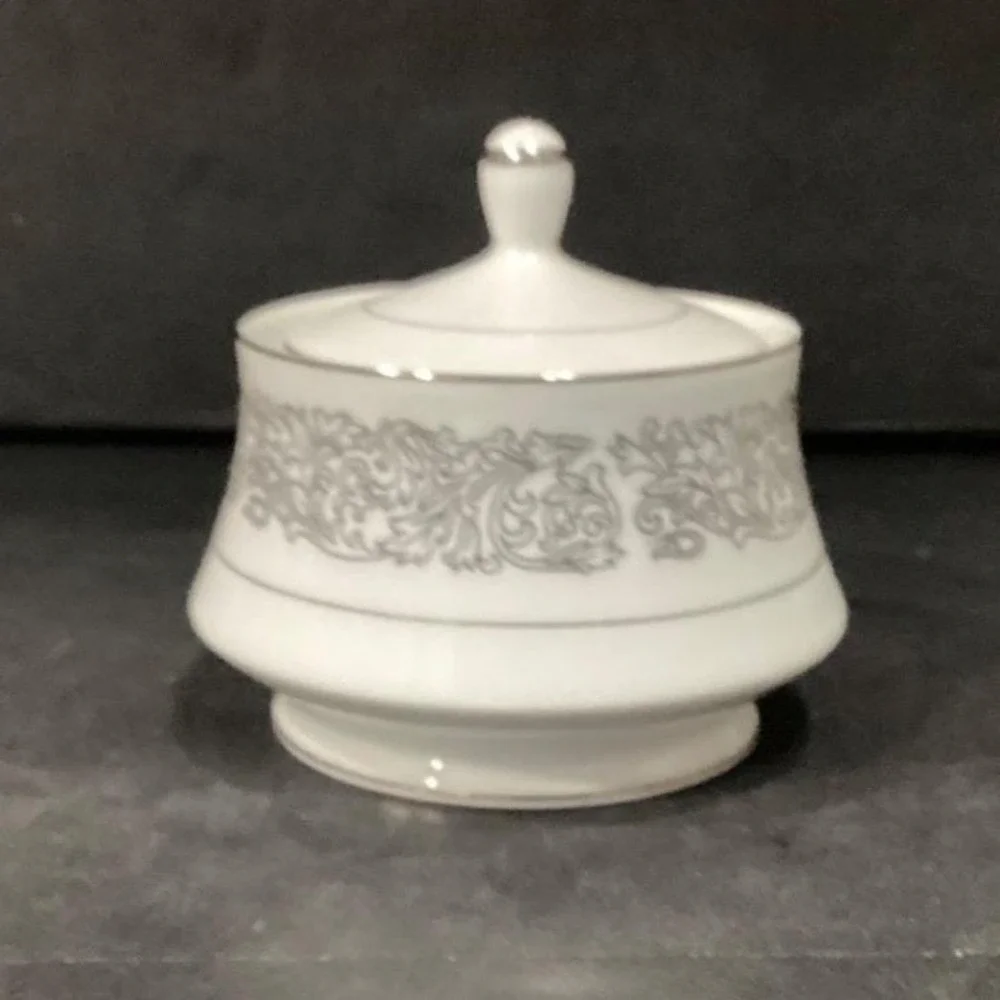 Brookwood Porcelain by Interpace‎ Corporation M2001 Santiago Creamer & Sugar